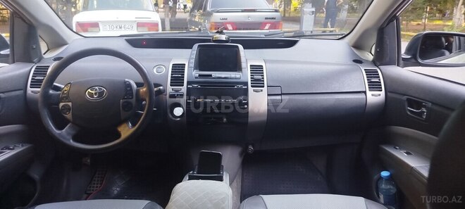 Toyota Prius-14