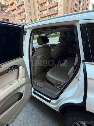 Audi Q7-7