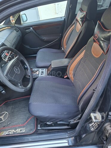 Mercedes C 220-7
