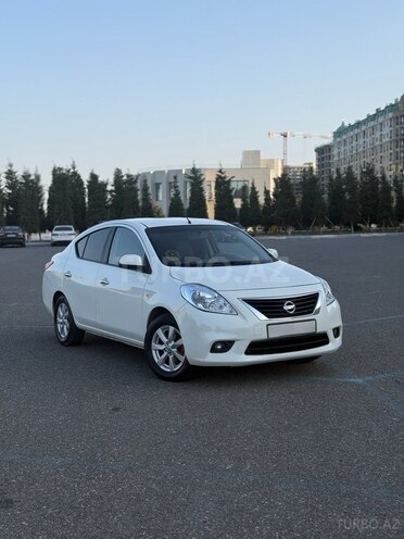 Nissan Sunny-1