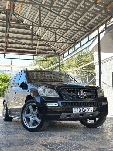 Mercedes GL 450 4MATIC-10