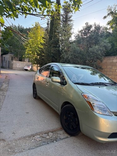 Toyota Prius-6