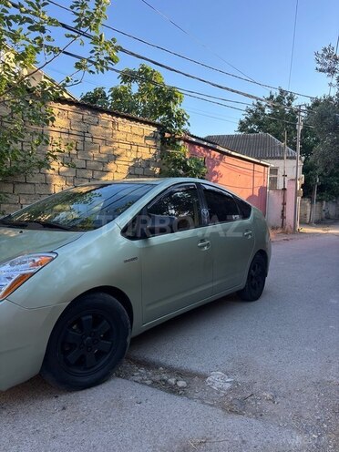 Toyota Prius-7