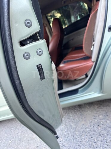 Toyota Prius-18
