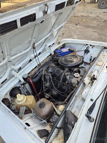 LADA (VAZ) 2106-4