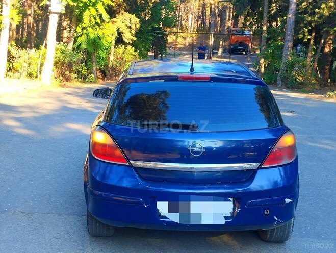 Opel Astra-2