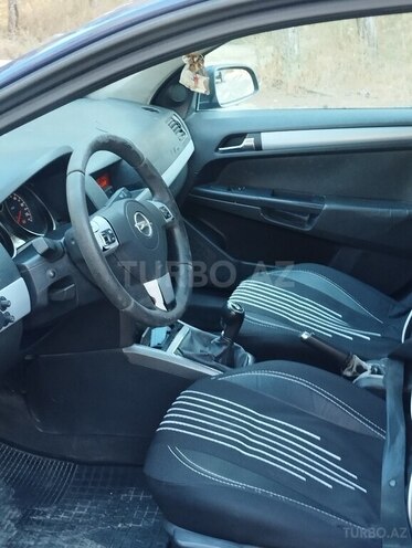 Opel Astra-10