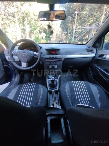 Opel Astra-11