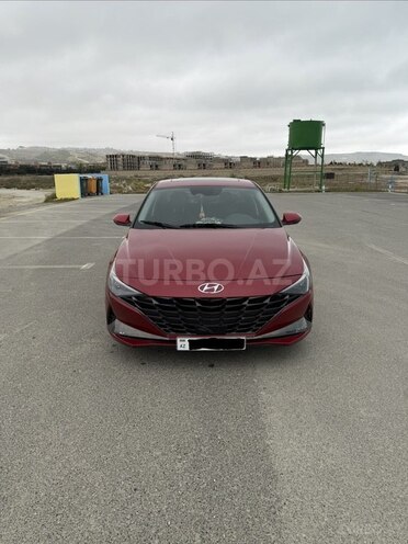 Hyundai Elantra-1