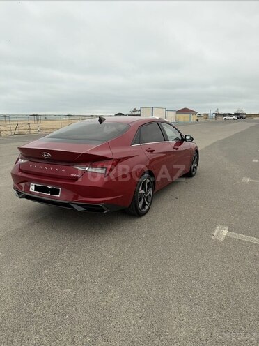 Hyundai Elantra-6