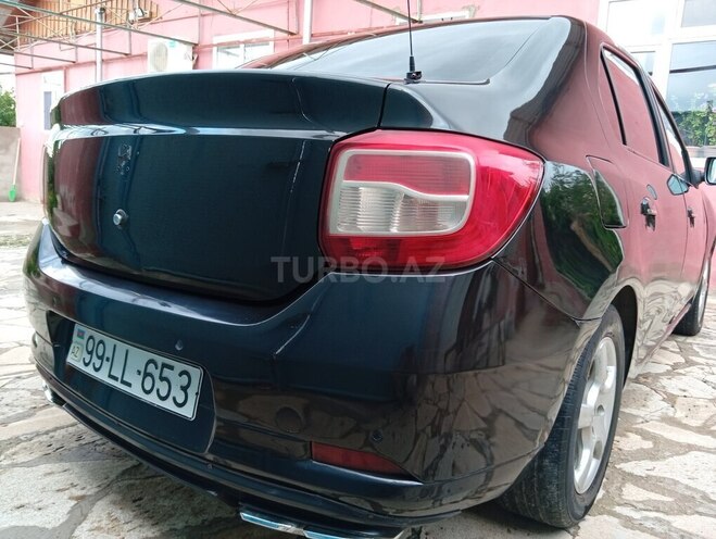 Renault Logan-3