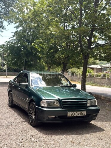 Mercedes C 240-1