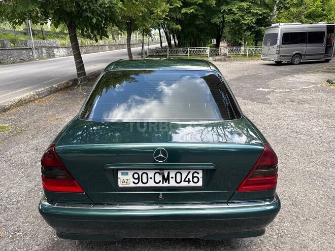 Mercedes C 240-3