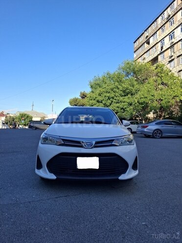 Toyota Corolla Fielder-1