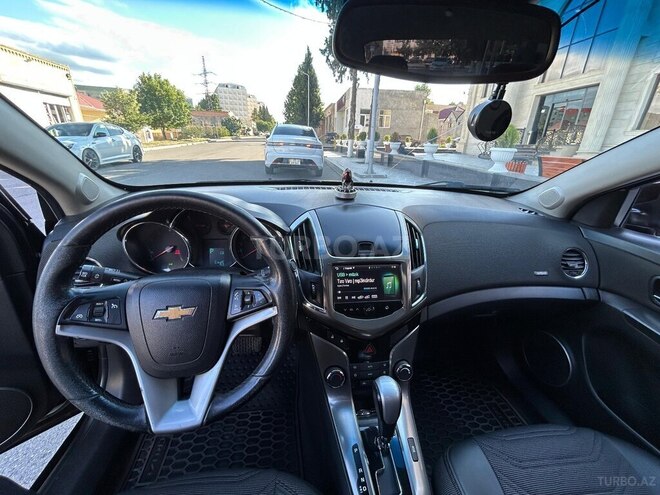 Chevrolet Cruze-11