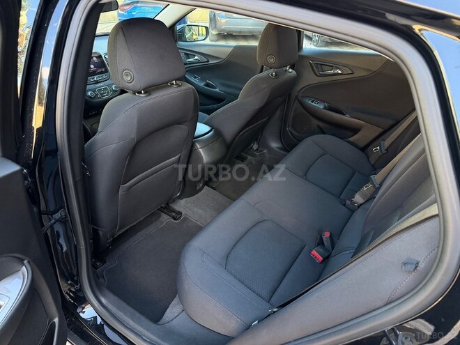 Chevrolet Malibu-12