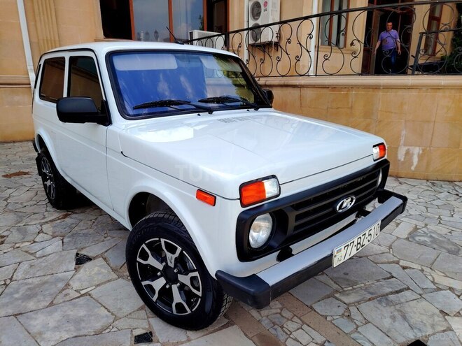 LADA (VAZ) Niva-4