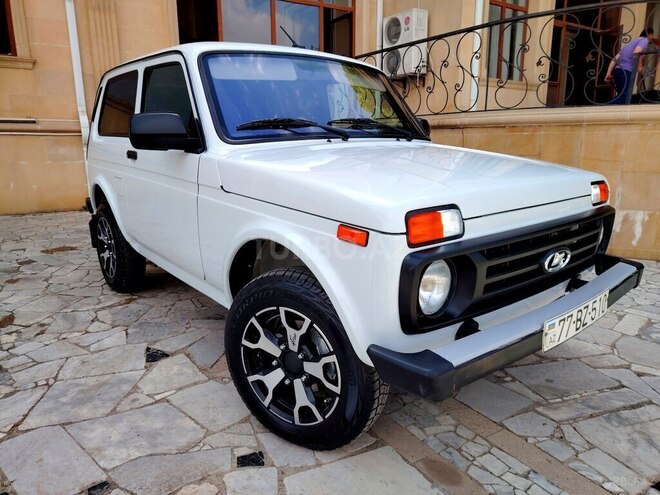 LADA (VAZ) Niva-2