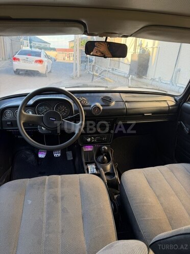 LADA (VAZ) 2106-21