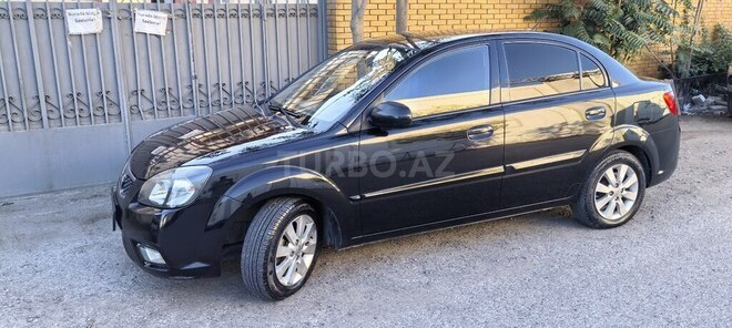 Kia Rio-2