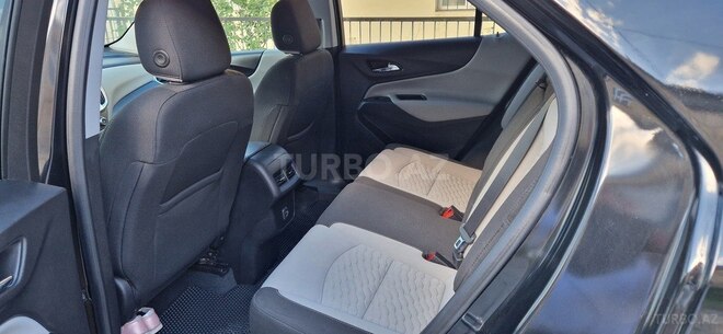 Chevrolet Equinox-8