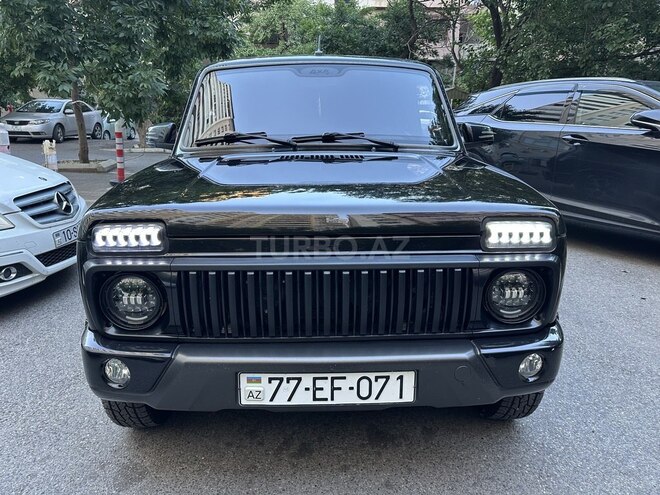 LADA (VAZ) Niva-1