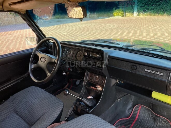 LADA (VAZ) 2107-8