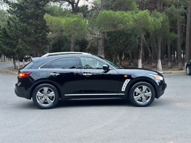 Infiniti FX35-4