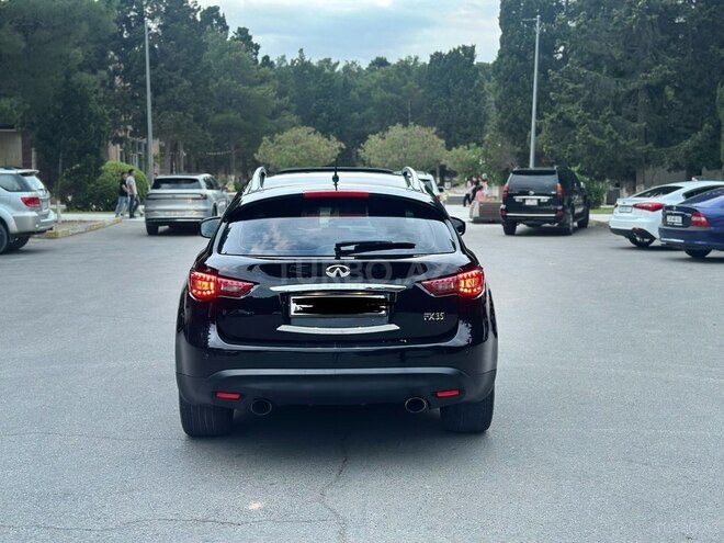 Infiniti FX35-7