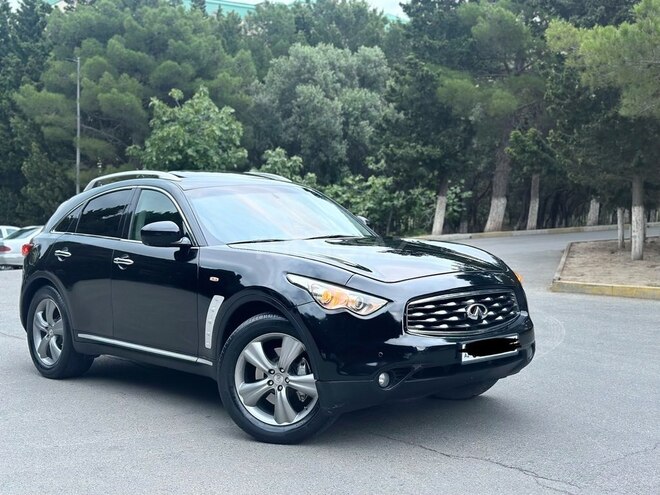 Infiniti FX35-10