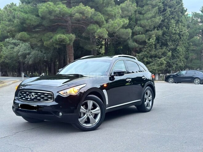 Infiniti FX35-9