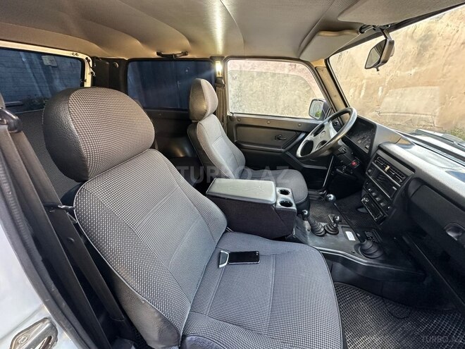 LADA (VAZ) Niva-9