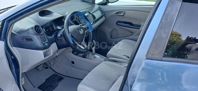 Honda Insight-2