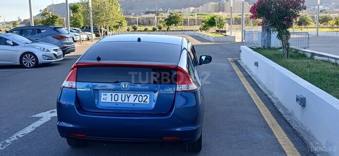 Honda Insight-3