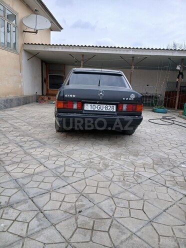 Mercedes 190-3