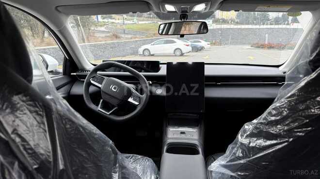 Changan Qiyuan A05-3