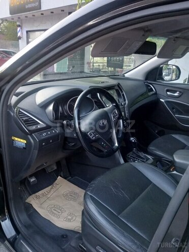 Hyundai Santa Fe-7