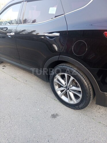Hyundai Santa Fe-17