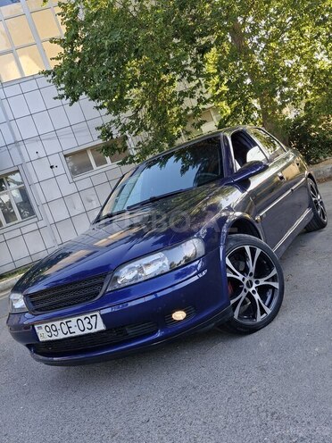 Opel Vectra-11