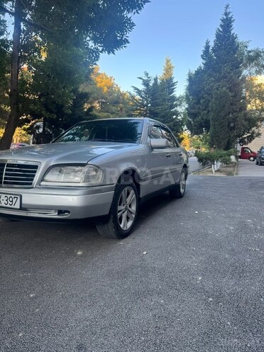 Mercedes C 180-2