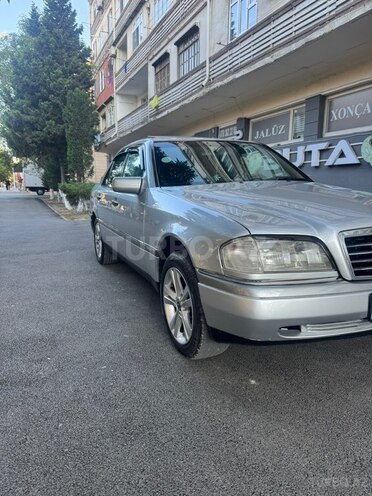 Mercedes C 180-6