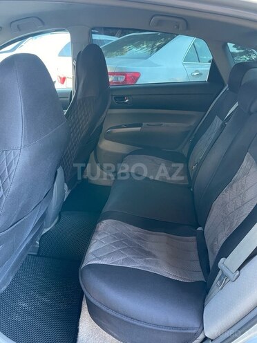 Toyota Prius-7