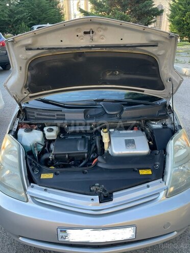 Toyota Prius-9