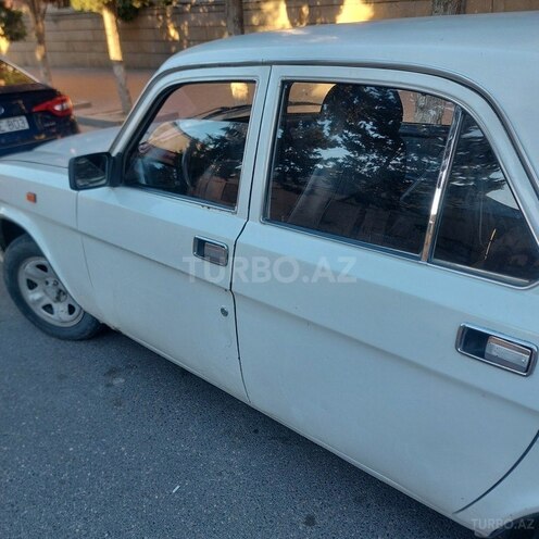 GAZ 3110 "Volga"-6