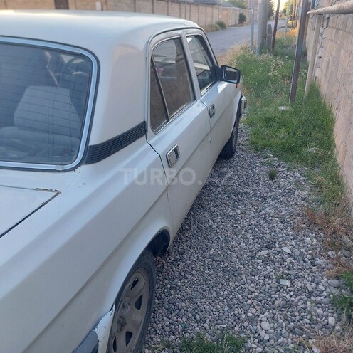 GAZ 3110 "Volga"-5
