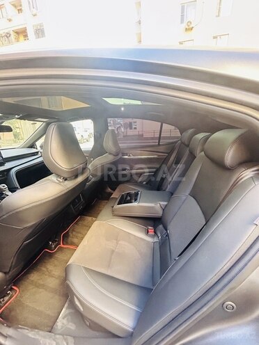 Toyota Camry-8