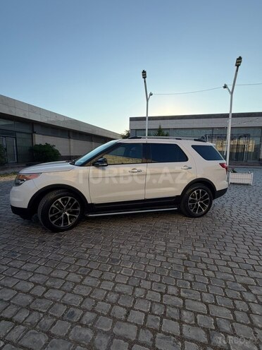 Ford Explorer-6