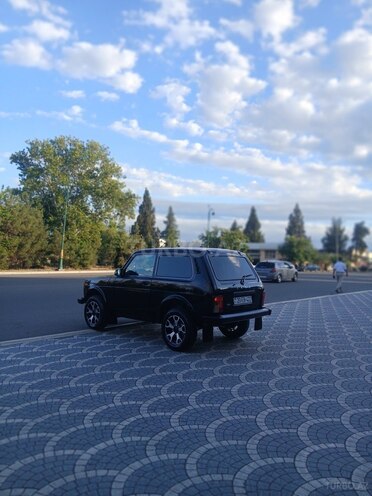 LADA (VAZ) Niva-5