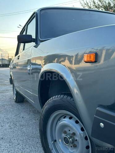 LADA (VAZ) 2107-15