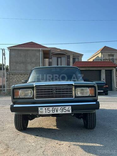 LADA (VAZ) 2107-1